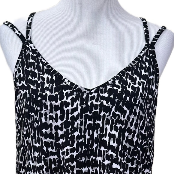 LuLaRoe Daniella Cross Back Tank Top Size S Cami Tank - Picture 6 of 6